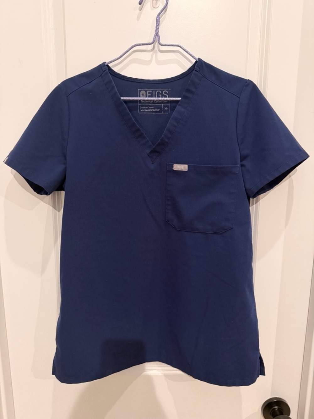 Women's Navy Scrub Bundle - Picture 7 of 7